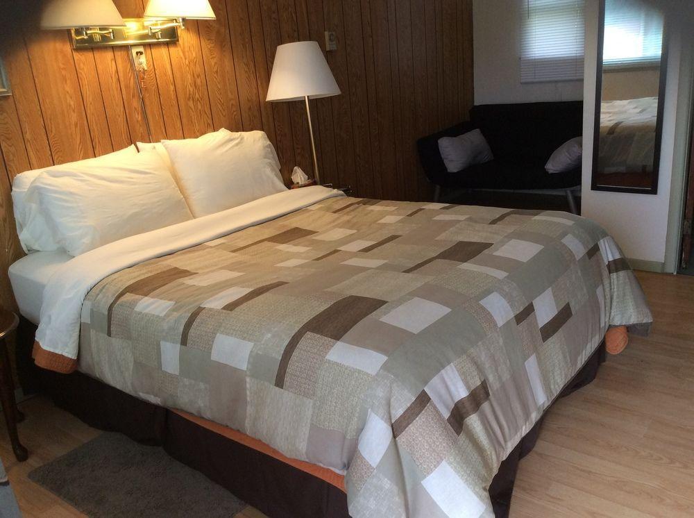 Lakeview Motel Jemseg 외부 사진